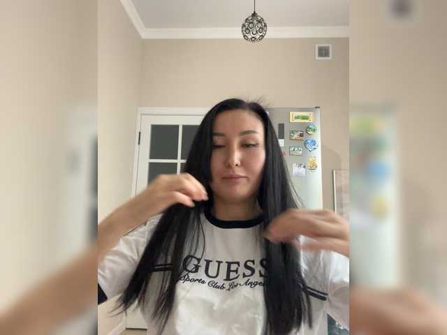 aika-light – webcam model profile photo