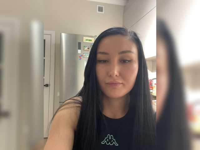 aika-light's BongaCams show and profile