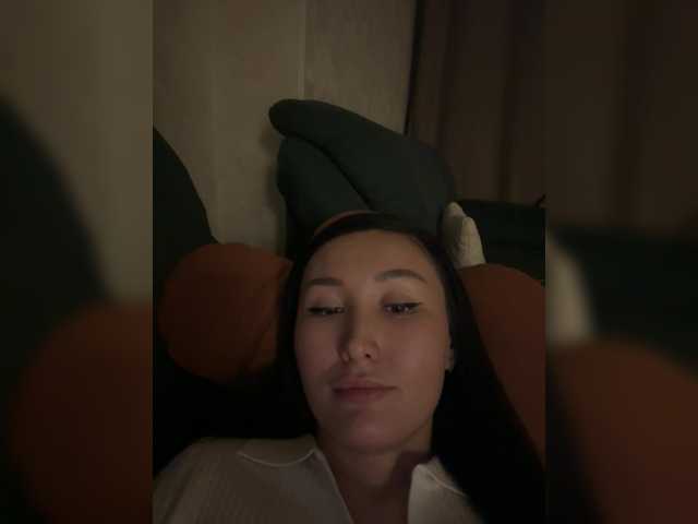 aika-light's BongaCams show and profile