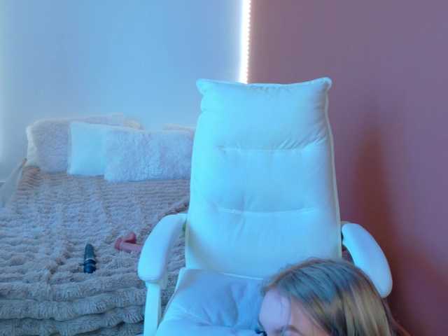 Anaayss from BongaCams