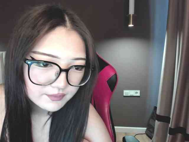 ErinaaaaMeow webcam
