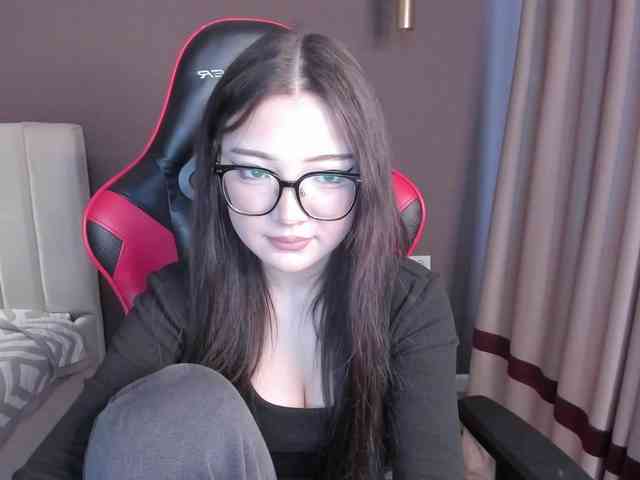 ErinaaaaMeow webcam
