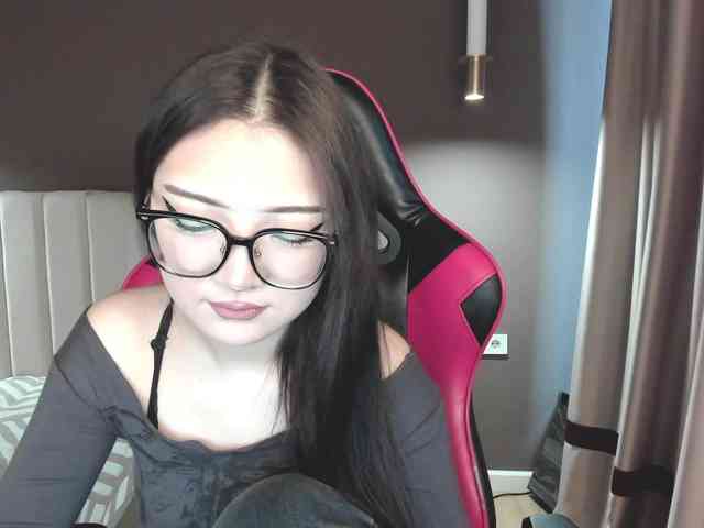 ErinaaaaMeow webcam