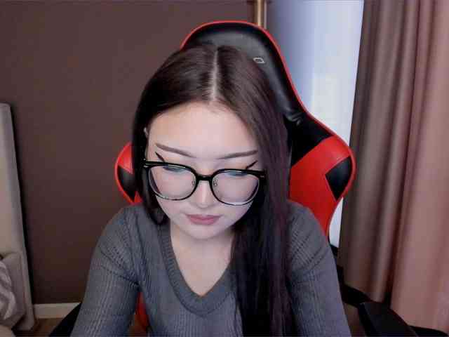 ErinaaaaMeow webcam