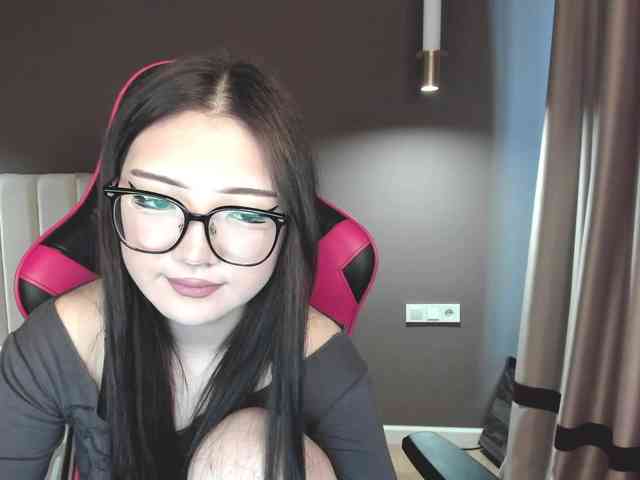 ErinaaaaMeow webcam