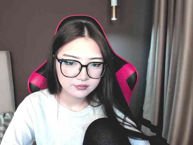 ErinaaaaMeow webcam