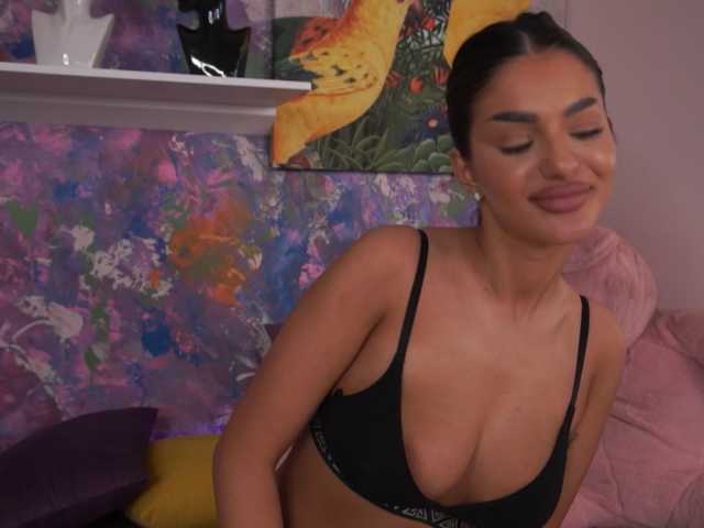 JosieAngel's BongaCams show and profile