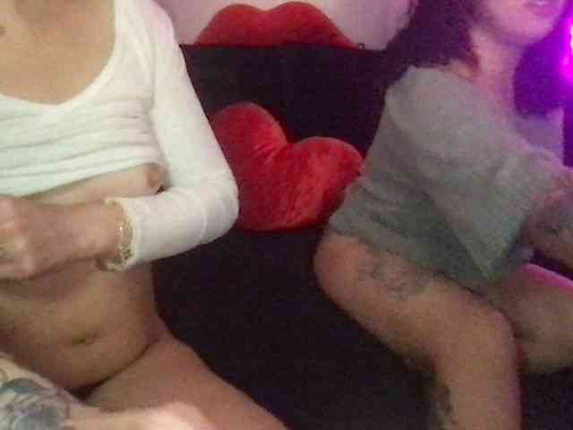 toriandninaxo webcam