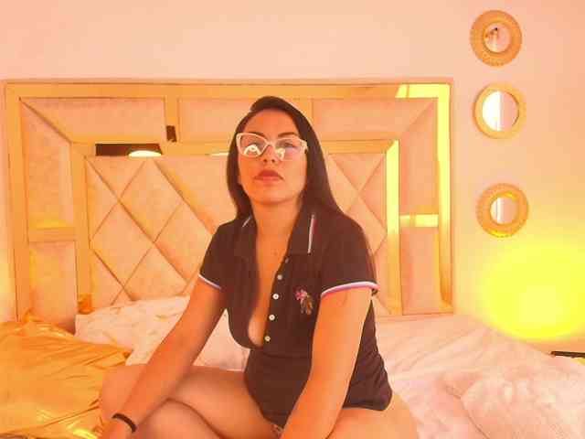 Emma-Sanz-- Emma-Sanz--