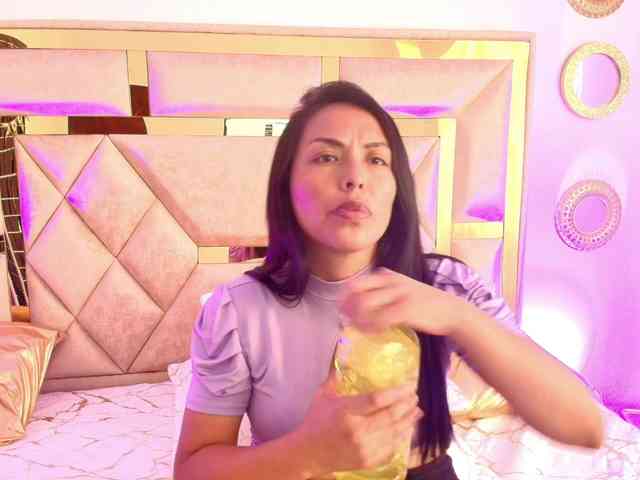 Emma-Sanz-- Emma-Sanz--