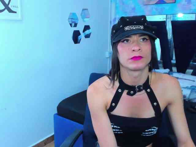 Charlotte-Landry Live Webcam on BongaCams