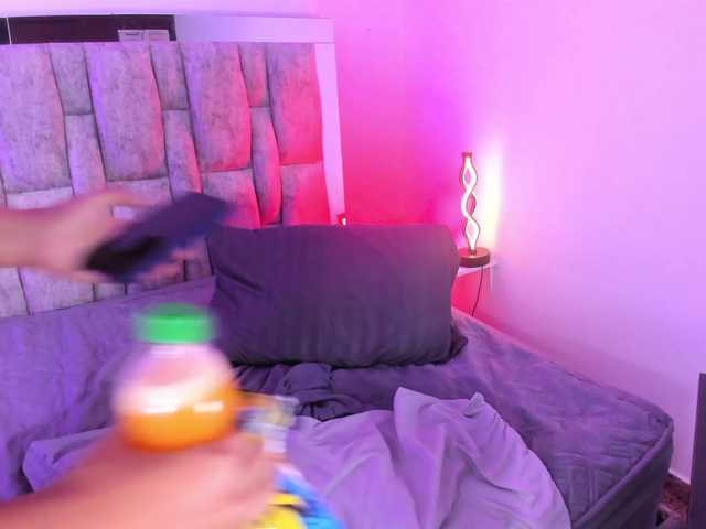 JadeValentina's BongaCams show and profile