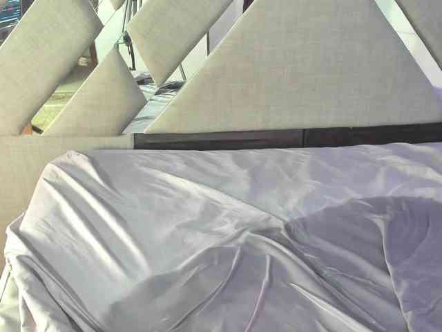 JadeValentina webcam