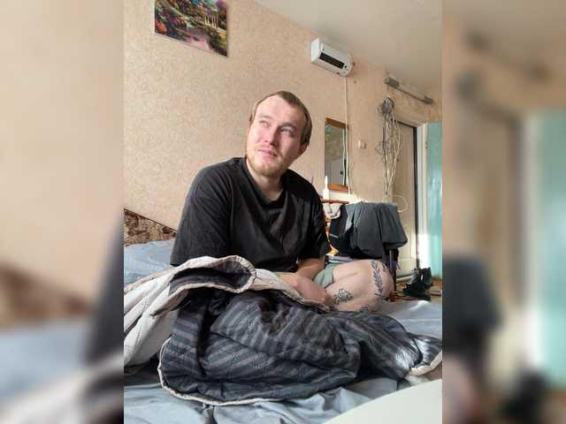 lovelyfam from BongaCams is Freechat