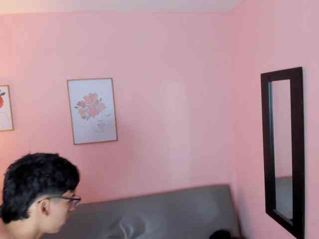 vivibigtitsgirl webcam