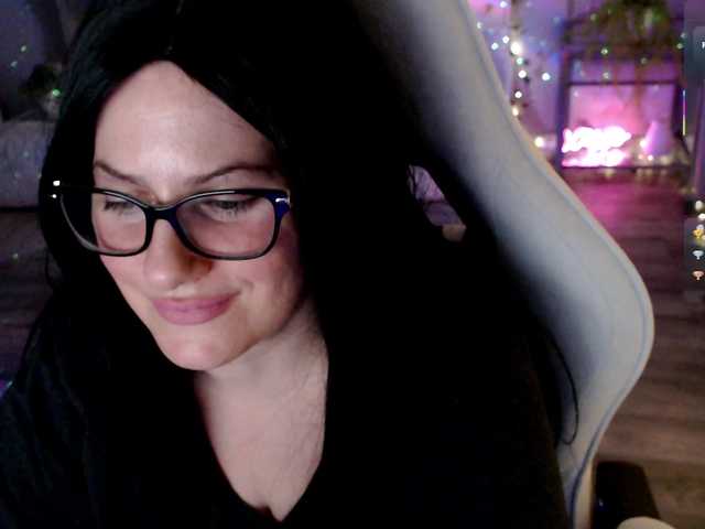 Bellastarrr84's BongaCams show and profile