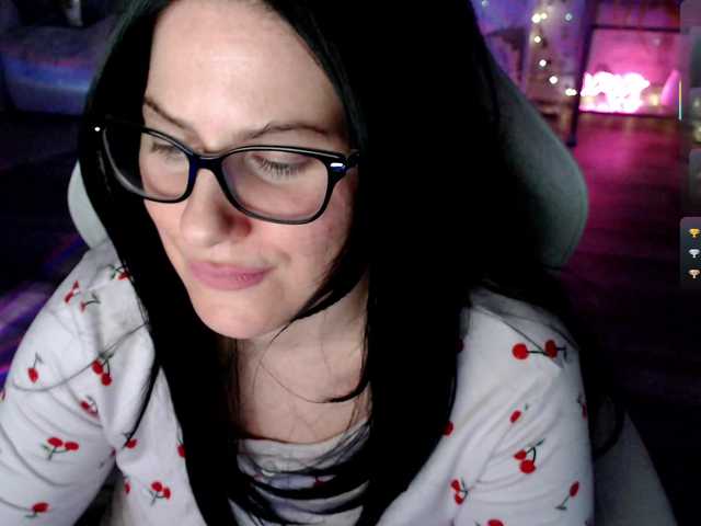 Bellastarrr84's BongaCams show and profile