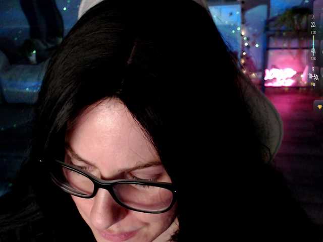 Bellastarrr84's BongaCams show and profile