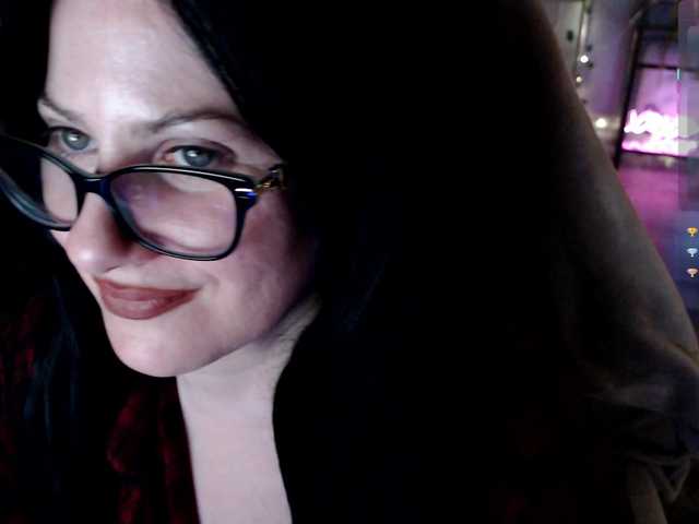 Bellastarrr84's BongaCams show and profile