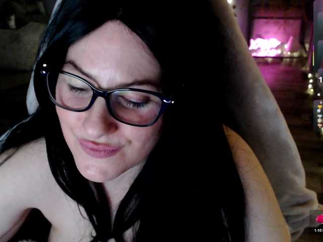 Bellastarrr84's BongaCams show and profile