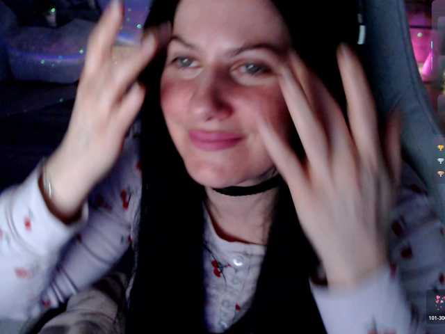 Bellastarrr84's BongaCams show and profile