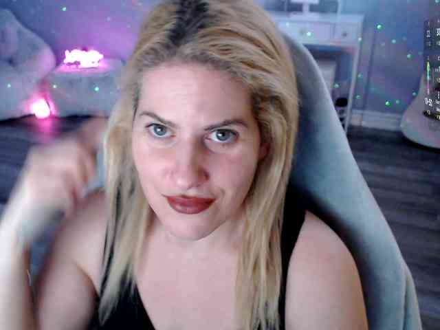 Bellastarrr84 webcam