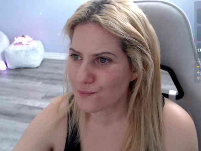 Bellastarrr84 webcam