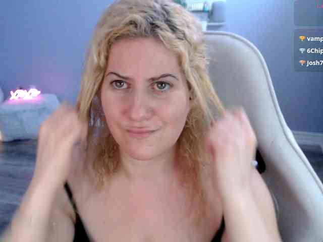 Bellastarrr84 webcam