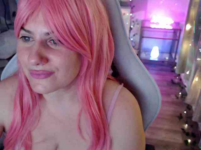 Bellastarrr84 webcam