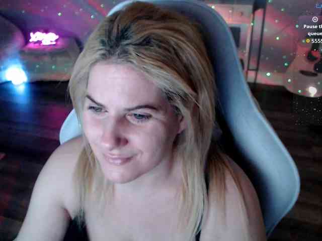 Bellastarrr84 webcam