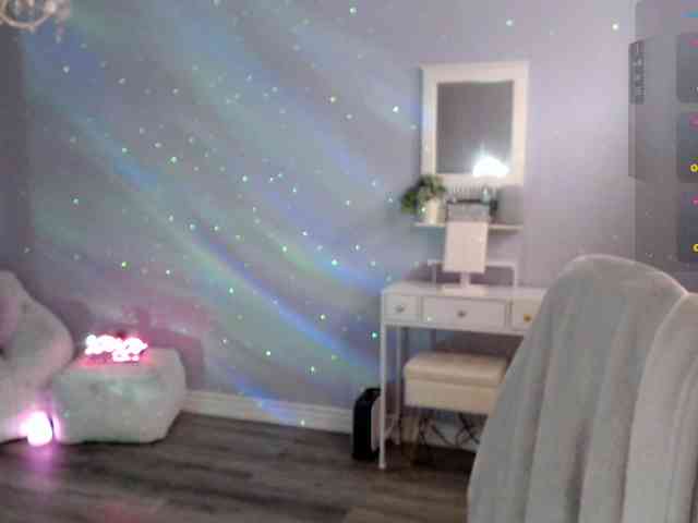 Bellastarrr84 webcam