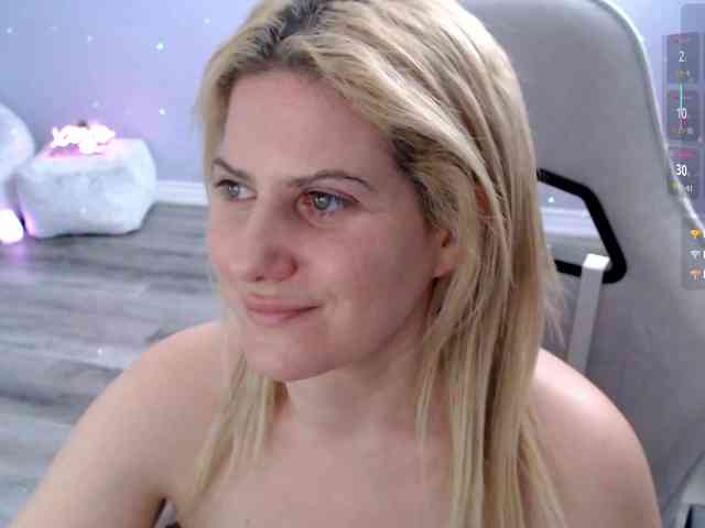 Bellastarrr84 webcam