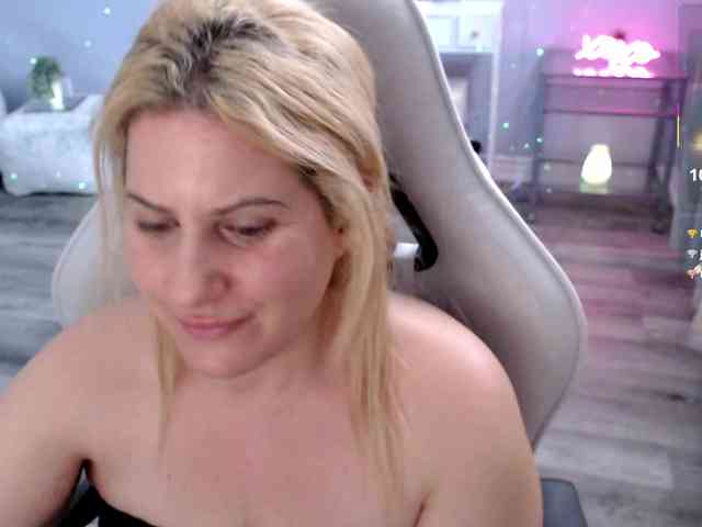 Bellastarrr84 webcam