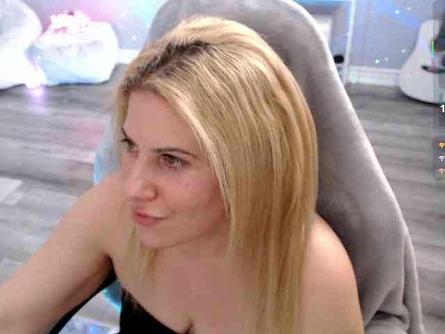 Bellastarrr84 webcam