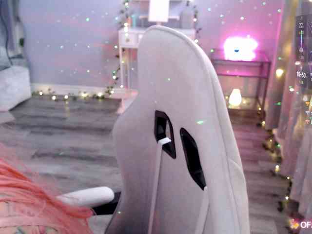 Bellastarrr84 webcam