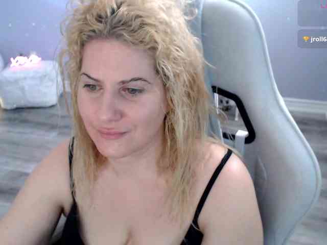 Bellastarrr84 webcam