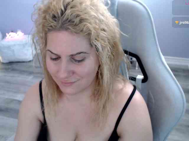 Bellastarrr84 webcam