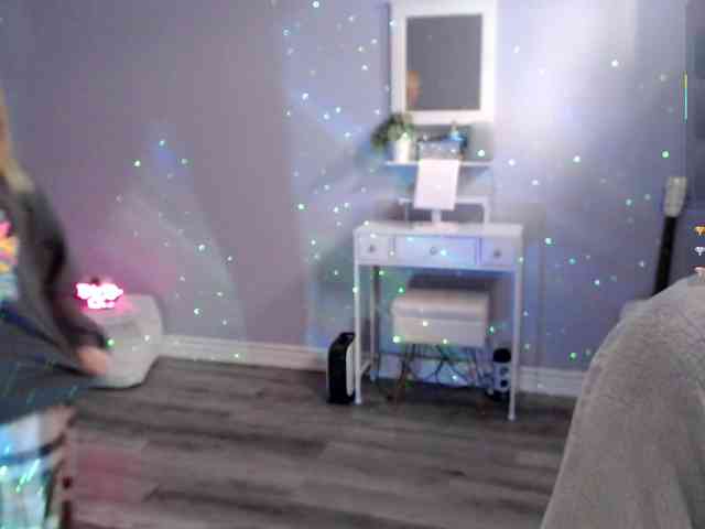 Bellastarrr84 webcam