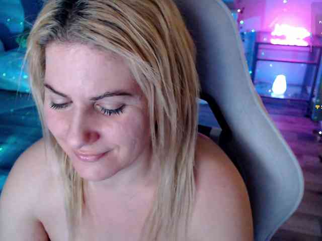 Bellastarrr84 webcam