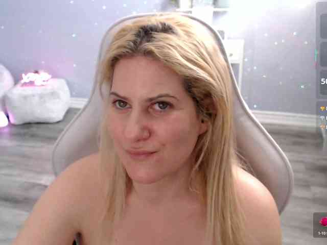 Bellastarrr84 webcam