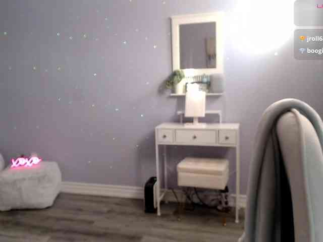 Bellastarrr84 webcam