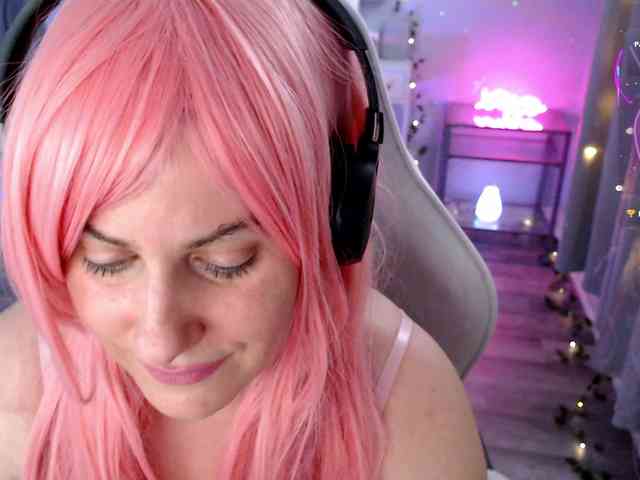 Bellastarrr84 webcam