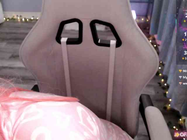 Bellastarrr84 webcam