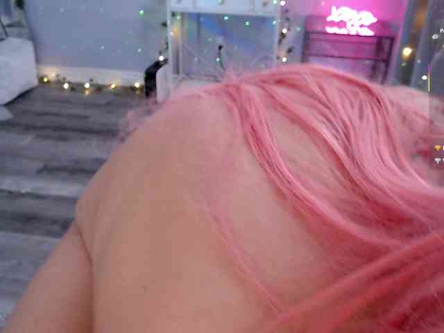 Bellastarrr84 webcam