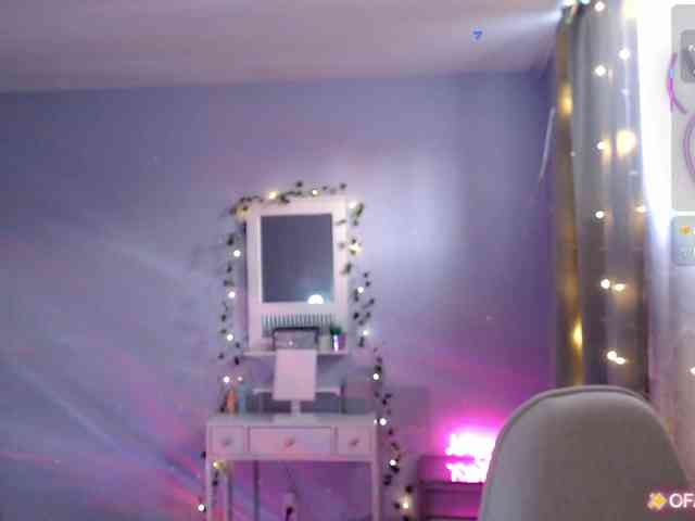 Bellastarrr84 webcam