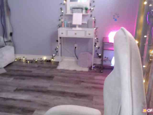 Bellastarrr84 webcam