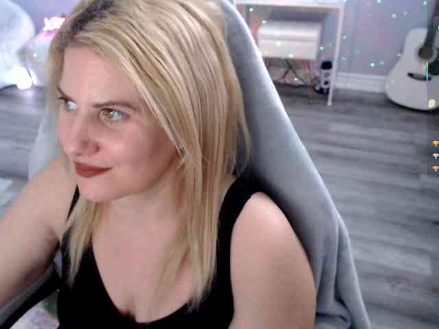 Bellastarrr84 webcam