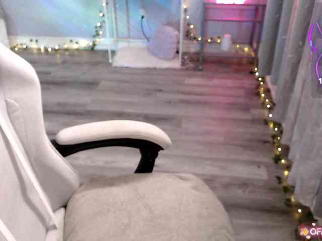 Bellastarrr84 webcam