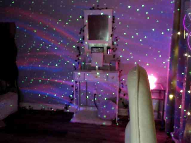 Bellastarrr84 webcam