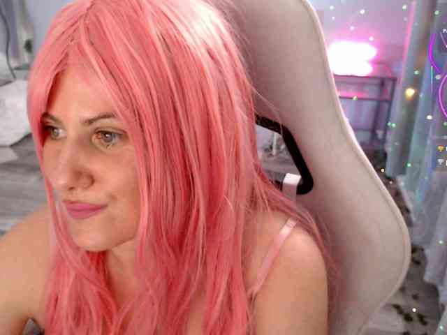 Bellastarrr84 webcam